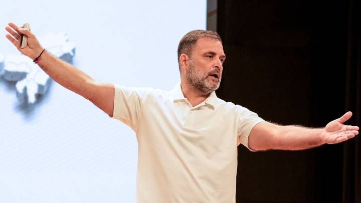 ‘Leader Of Paryatan’: BJP Mocks Rahul Gandhi For Germany Trip While Parliament In Session