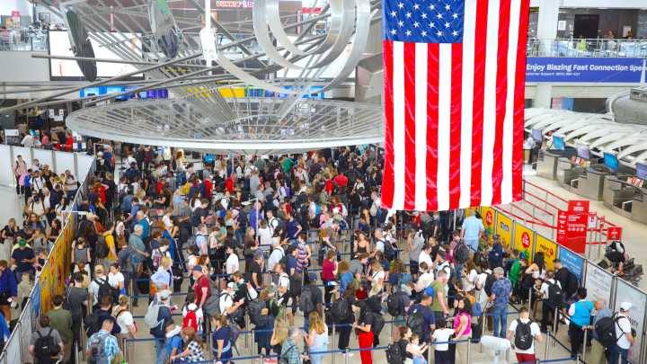 U.S. Transportation Secretary Wants Travelers To Work Out At Airports In Formal Clothing