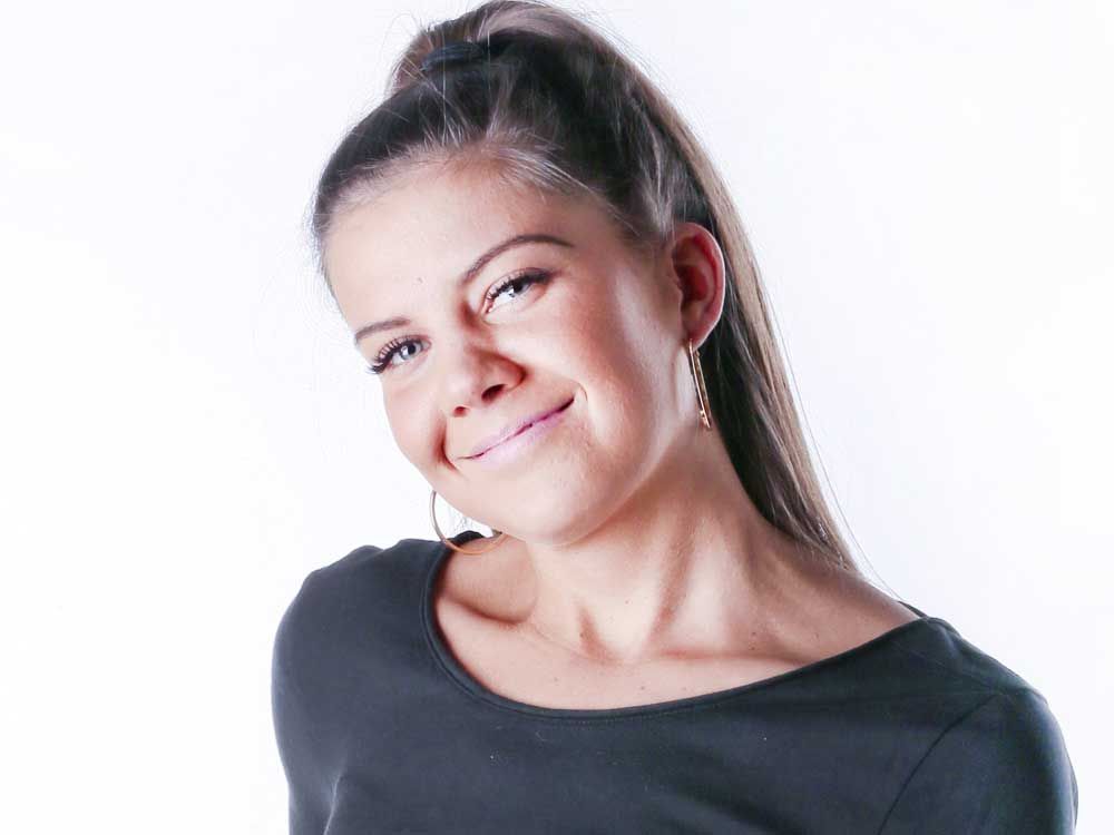 SUNshine Girl Hillary