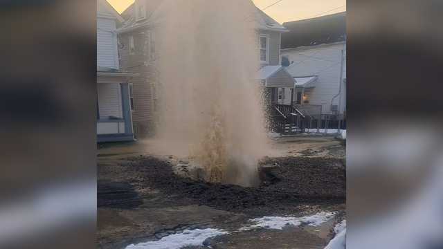 ﻿Crews respond to water main break in the city of Butler