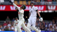 Carey lauded as 'best in the world' after wicketkeeping masterclass