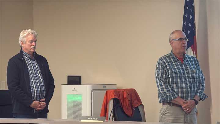 Watch Springfield school board members reaffirm their…