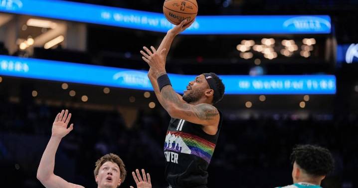 Murray drops 34 as Nuggets top Hornets 115-106 for third straight win, franchise record 10th on road