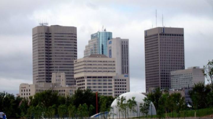 Steinbach Couple Claims to Be From Winnipeg While Travelling