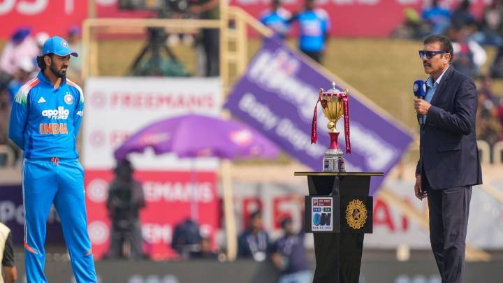 KL Rahul ends 20-toss losing streak, India opt to bowl in deciding third ODI