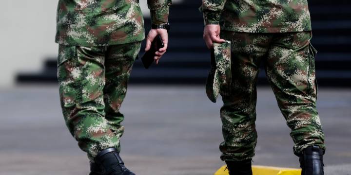 Militares en retiro pidieron explicaciones al Ejército por presuntas irregularidades en ascensos y afectación a su salud mental y economía
