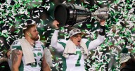 Saskatchewan Roughriders sign Harris to contract extension
