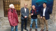 El mar llega al Bierzo en la exposición de Lolo Serantes