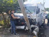 Imprudente conductor provoca accidente y deja dos lesionados en Av. Tecnológico