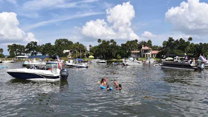Lake County commissioners to discuss proposed noise restrictions for Lake Dora Sandbar