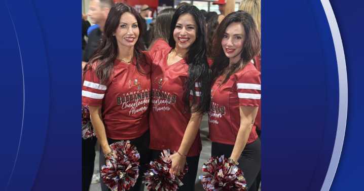 Former Buccaneers cheerleaders return to the field for team’s 50th anniversary