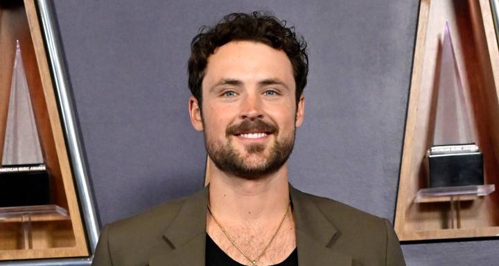 Dylan Efron Reveals His Real Name Isn’t ‘Dylan’ – Find Out What It Really Is! | Dylan Efron