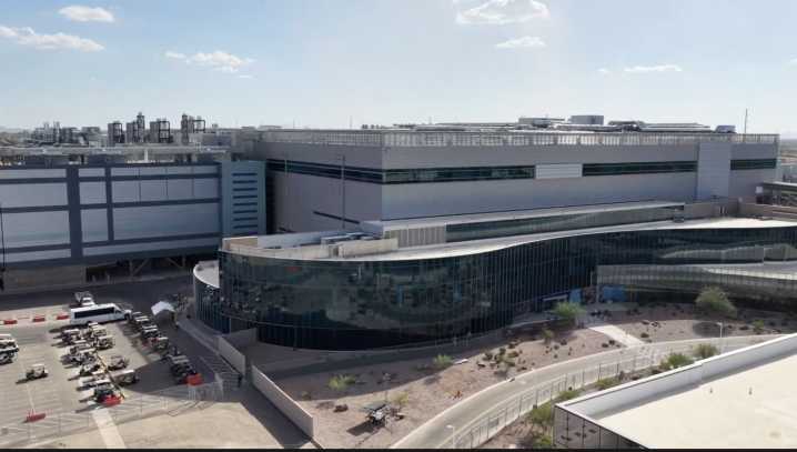 Intel Teams Up With Amkor On 'EMIB' Advanced Packaging Technology, Outsourcing Production Amid Massive Interest From the AI Industry