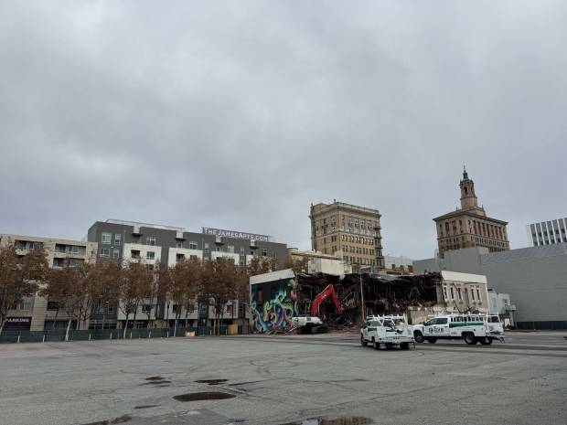 VTA hopes to fight downtown San Jose blight by bulldozing building