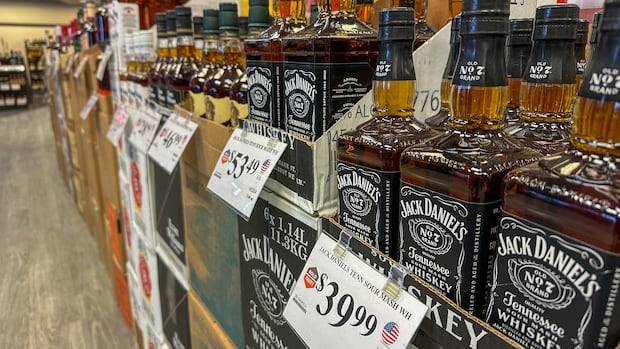 U.S. alcohol temporarily returns to shelves at some Manitoba Liquor Marts