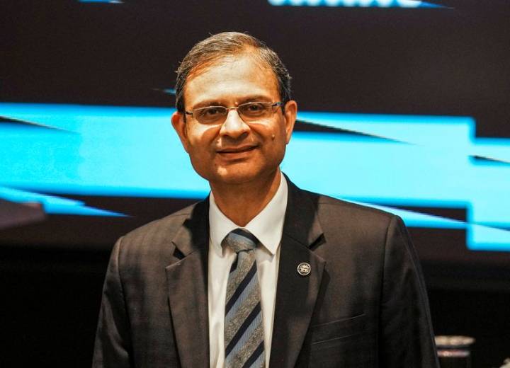 Loans to get cheaper, RBI trims policy interest rate by 25 basis points to 5.25%