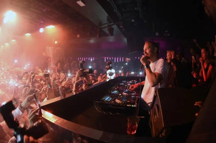 Bomberos explican qué deben revisar las discotecas para evitar incendios en diciembre