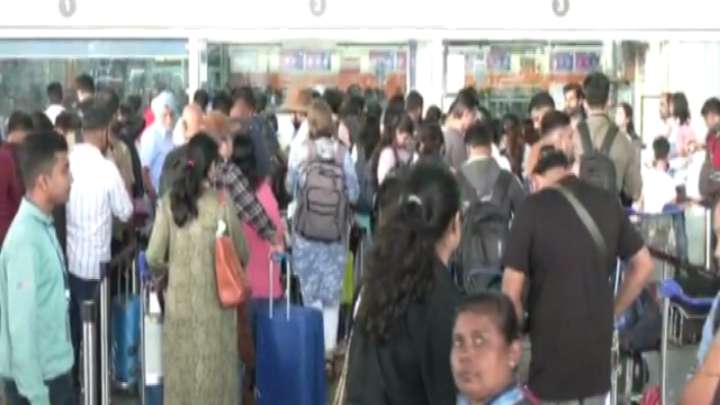 Passengers fume as IndiGo deals with flight delays, cancellations at KIA