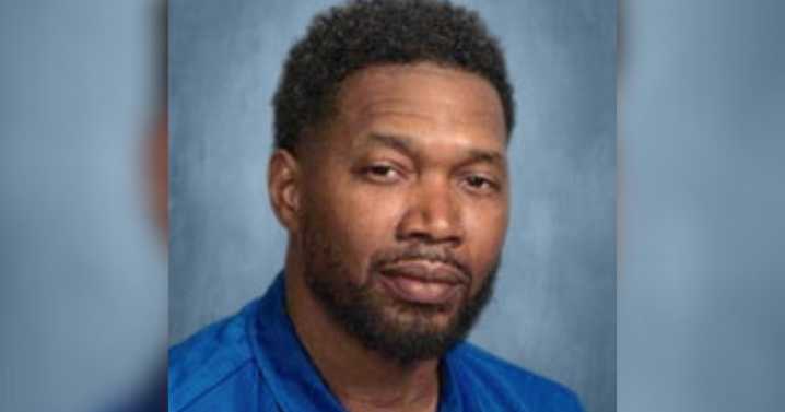 Former Valley High School football coach pleads guilty to child sex crimes