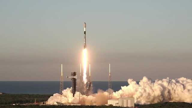 SpaceX launches 29 Starlink satellites from Cape Canaveral