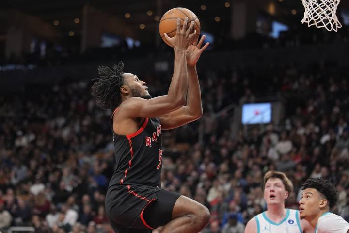 Deadspin | Raptors look to rebound against surging Celtics