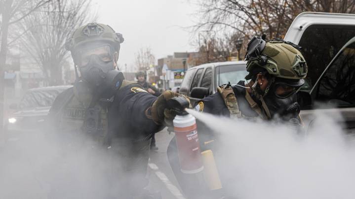 St. Paul City Council calls for investigation into police response to ICE protesters