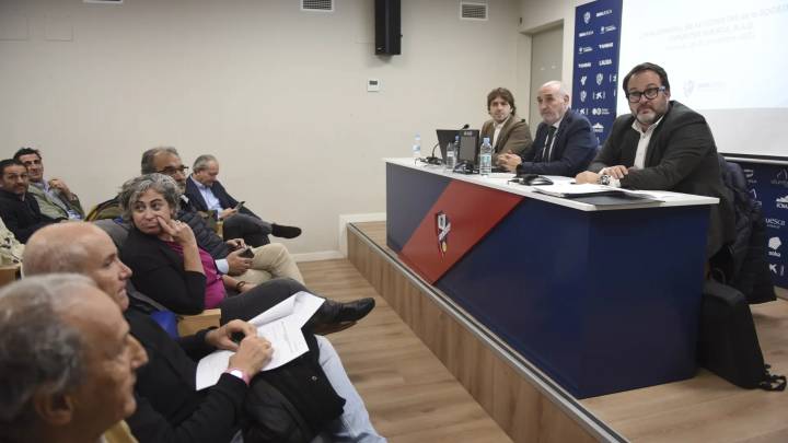 La SD Huesca define su futuro en la Junta de Accionistas