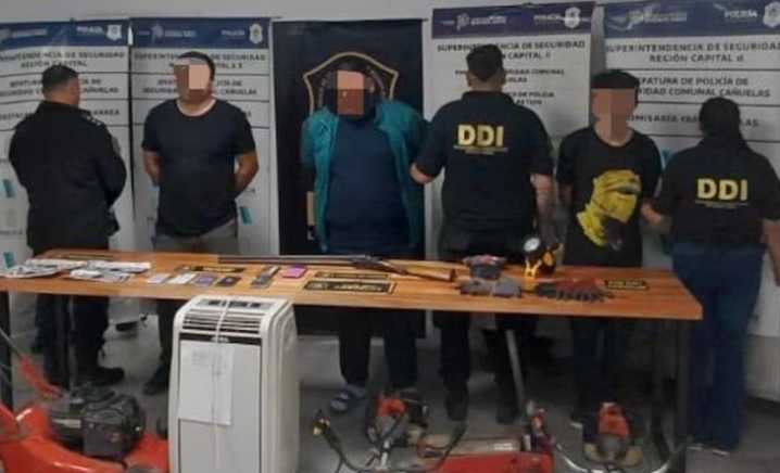 Realizaban “entraderas”, se sacaron fotos con celulares robados y quedaron almacenadas en el correo: fueron detenidos