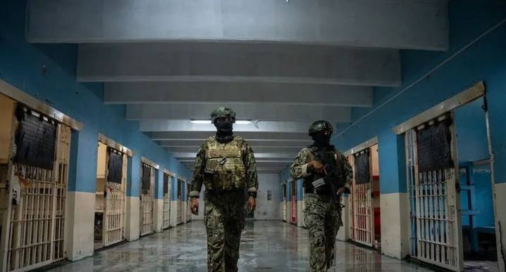Ecuador: Hallan a siete reos fallecidos en la cárcel más poblada y más peligrosa del país 