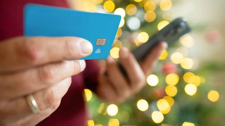 Para evitar estafas en Navidad, revise estos detalles clave para detectar páginas falsas y ofertas engañosas