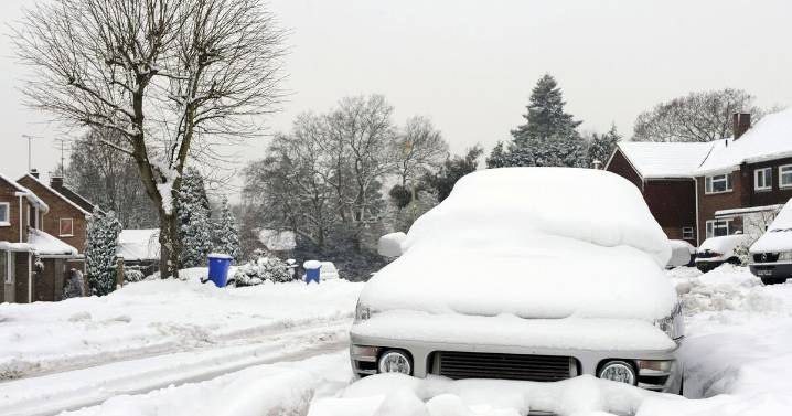 UK snow maps show blizzard as far south as Birmingham this week - full list of 19 counties 