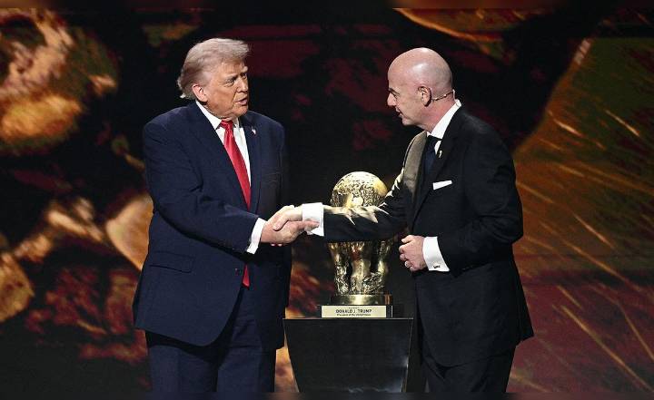 Donald Trump recibió el Premio de la Paz de la FIFA por su contribución a la unión mundial