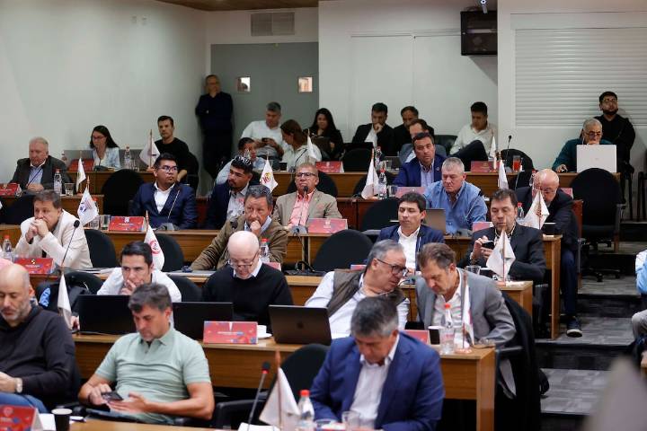 Fútbol chileno: los cambios aprobados para la Liga de Primera y el “premio” para la Copa de la Liga