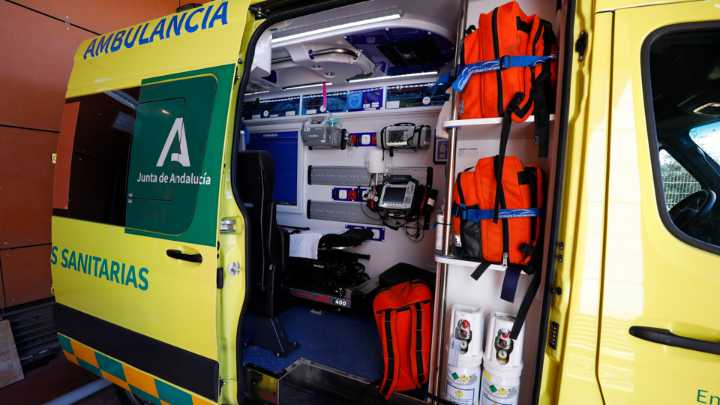 Herido el conductor de un camión tras sufrir un accidente en la A44 en Las Gabias