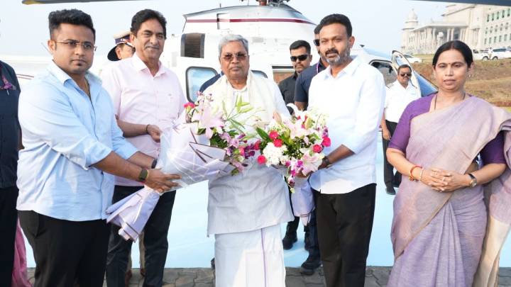 Siddaramaiah Draws Flak Over Rs 47 Crore Air Travel Bill; BJP Calls Him ‘Costly Minister’