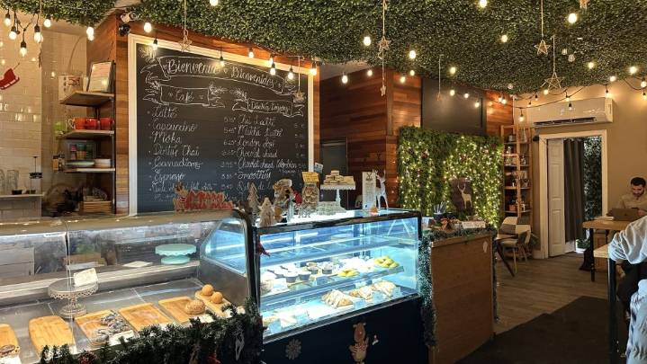 Montreal café ‘Oh My Deer’ organizes raffle to cover repair costs after vandalism