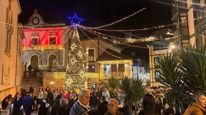 Yurena pide a toda España que apoye a Cudillero para convertirlo en el pueblo mejor iluminado del país estas Navidades: "Es una localidad maravillosa"