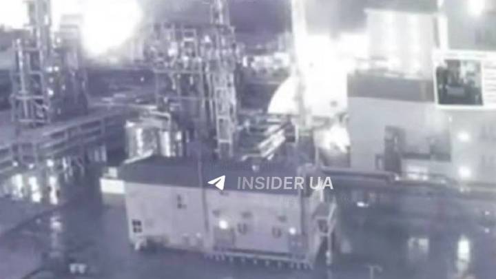 Drones ucranianos atacan una plataforma de crudo y gas del gigante petrolero ruso Lukoil en el mar Caspio