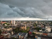 Emitieron alerta amarillo por tormentas para este domingo y lunes
