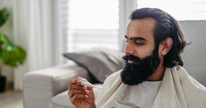 People with the flu urged to 'call 999' if they have these three symptoms