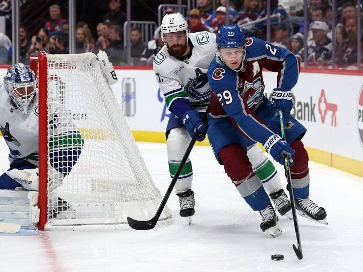 Canucks Player Grades: Too much Nathan MacKinnon in 3