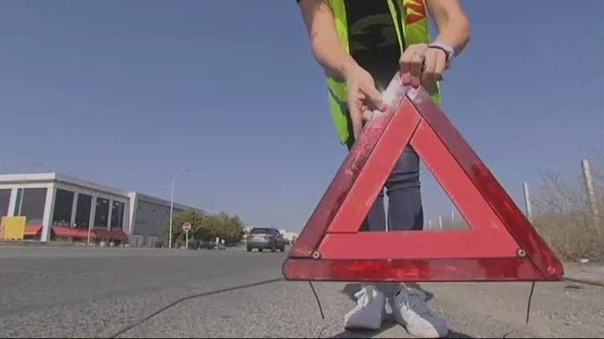 Los triángulos de señalización serán sustituidos definitivamente por las balizas luminosas en 2026