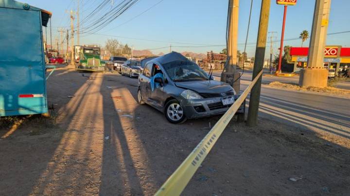 Joven pierde la vida tras estrellarse en poste de luz en la Toledano🎦