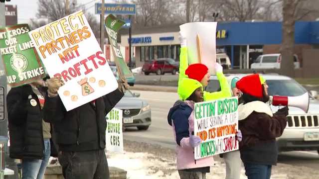 Starbucks workers in Des Moines strike for better pay and staffing