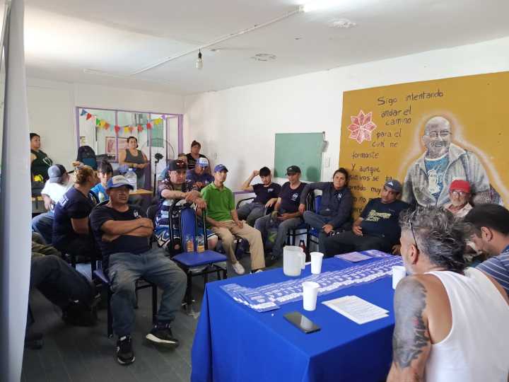 Evita Quilmes participó en reunión de Narcóticos Anónimos