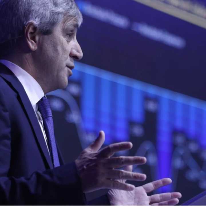 La inflación volvió a subir a pesar de la recesión y el dólar "atrasado"