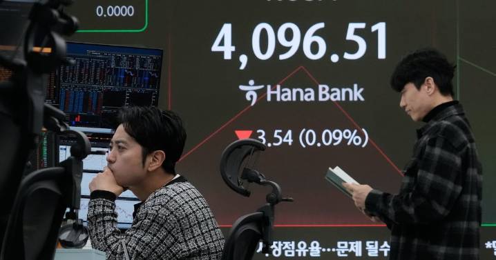 Market news: Asian shares are mixed ahead of U.S. interest rate decision