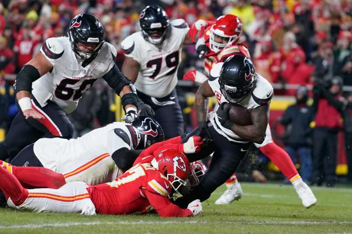 Texans stifle Patrick Mahomes and Chiefs in 20-10 victory to keep pace in AFC South race