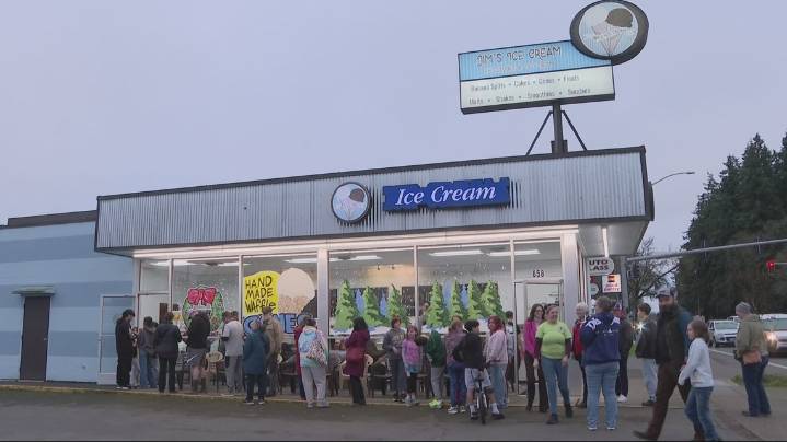 Hillsboro ice cream shop reopens after car crashed into building: 'We made it'