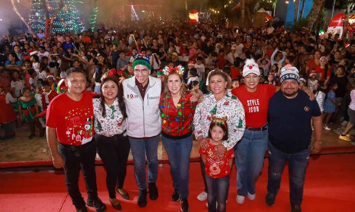 Atenea Gómez Ricalde enciende la magia de la Navidad en Ciudad Mujeres